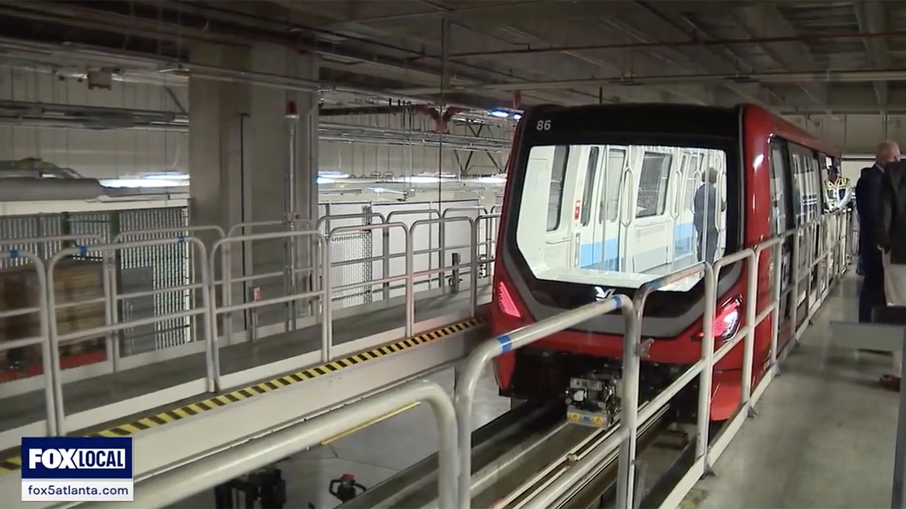 Alstom recently delivered the first new Innovia APM (automated people mover) 300R vehicle to Hartsfield-Jackson Atlanta International Airport in Georgia. (Screen Grab from FOX 5 Atlanta video on May 7)